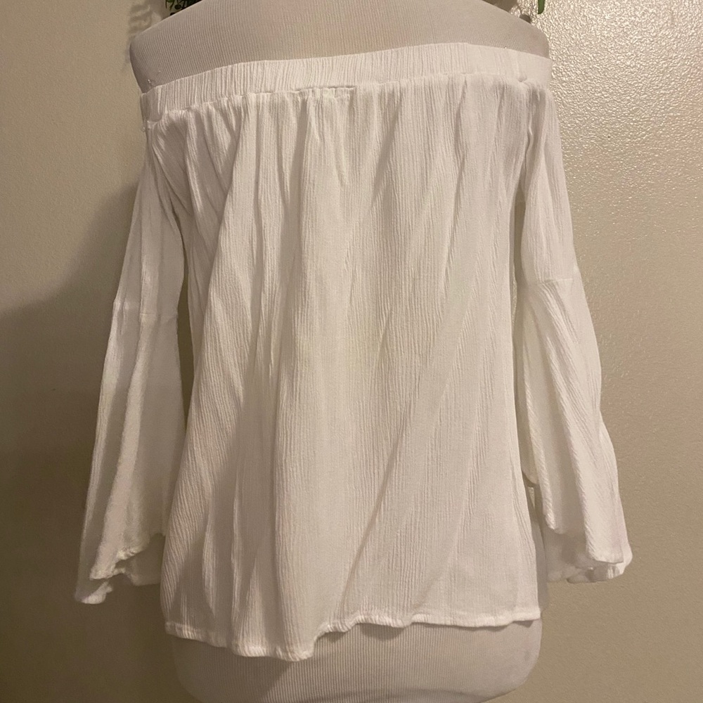 Off the shoulder long sleeve